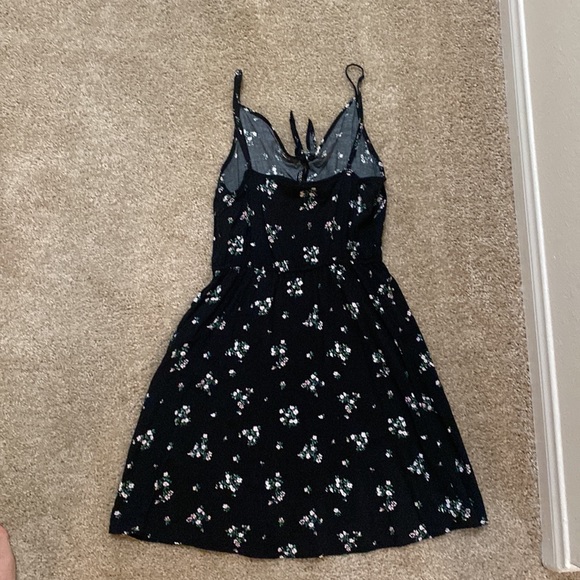 H&M floral print mini dress - Picture 2 of 5